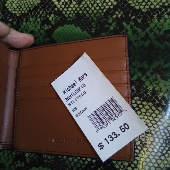 - Michael Kors Monogram Neon Trim Billfold - Picture 4 of 4